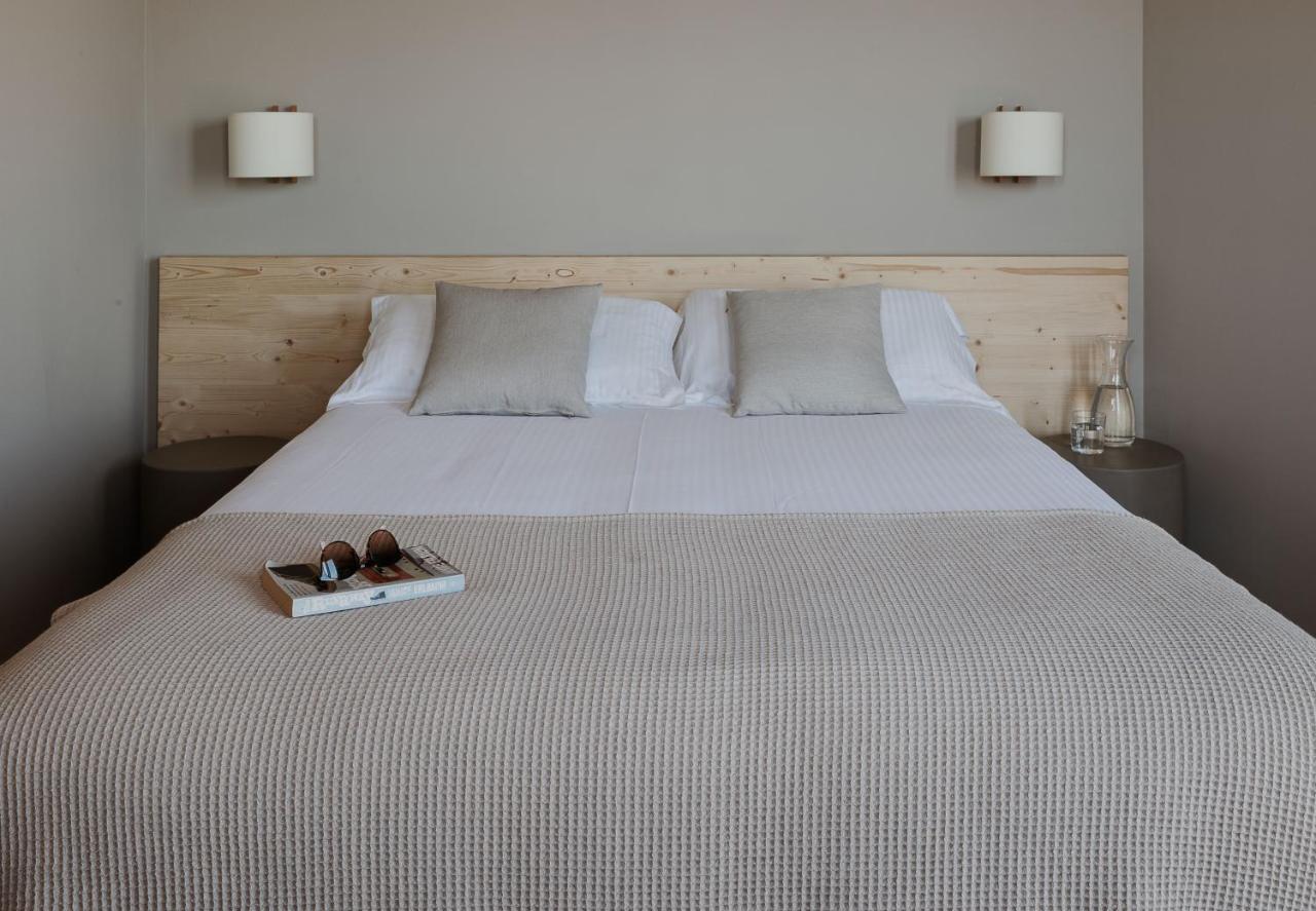 Llane Petit Hotel